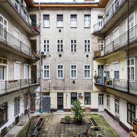 Bpr Bright Sapphire Apartment Budapest Eksteriør bilde