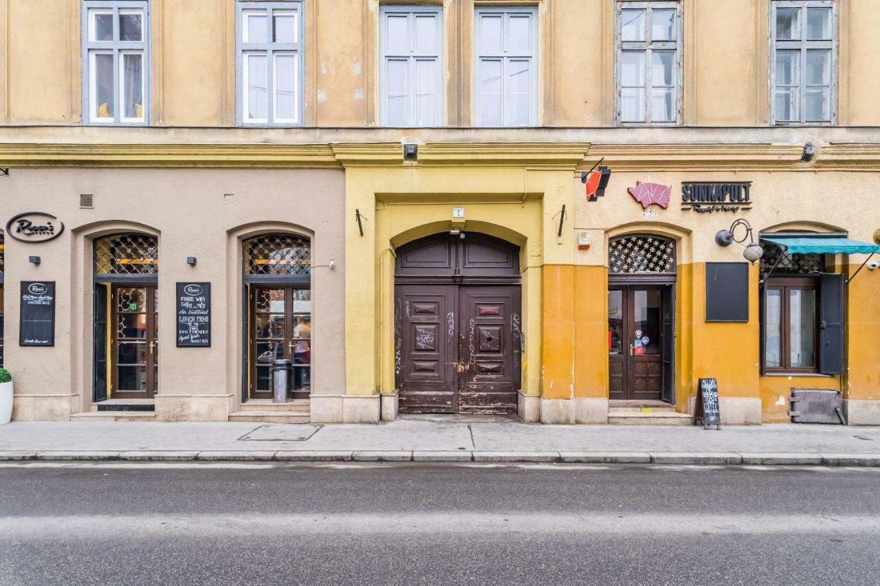 Bpr Bright Sapphire Apartment Budapest Eksteriør bilde